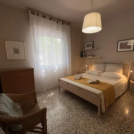 Apartment 5 Min From Ferrari Museum, Hospital And Modena